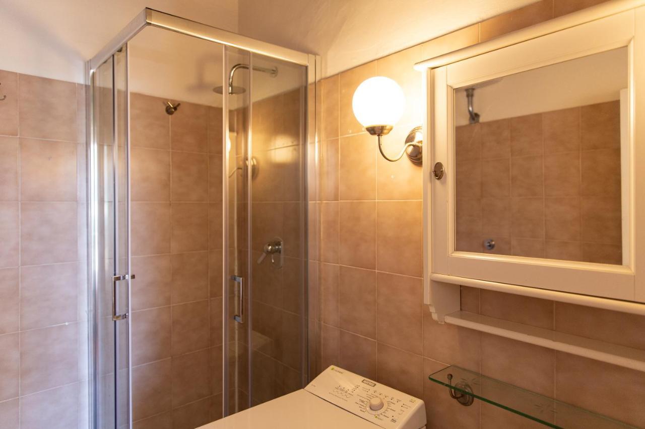 Unique Gem In Piazza Duomo Apartman Firenze Kültér fotó